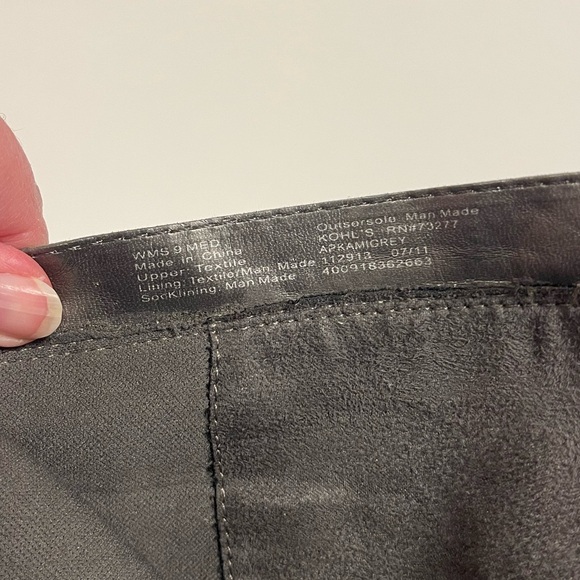 Apt 9 Gray Suede Heeled Boots - 9 - Picture 8 of 11